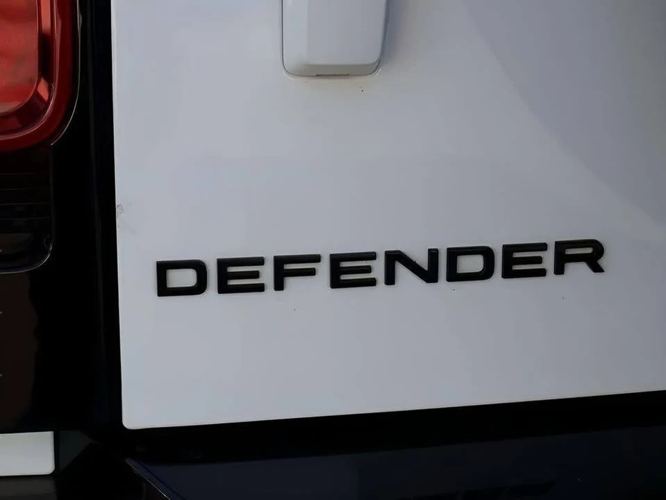 2024 Land Rover Defender L663 - Image 8 of 20