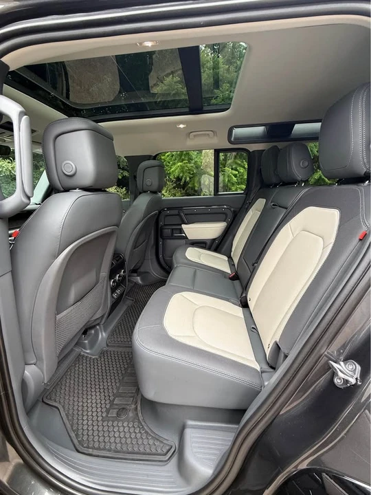2024 Land Rover Defender L663 - Image 10 of 15