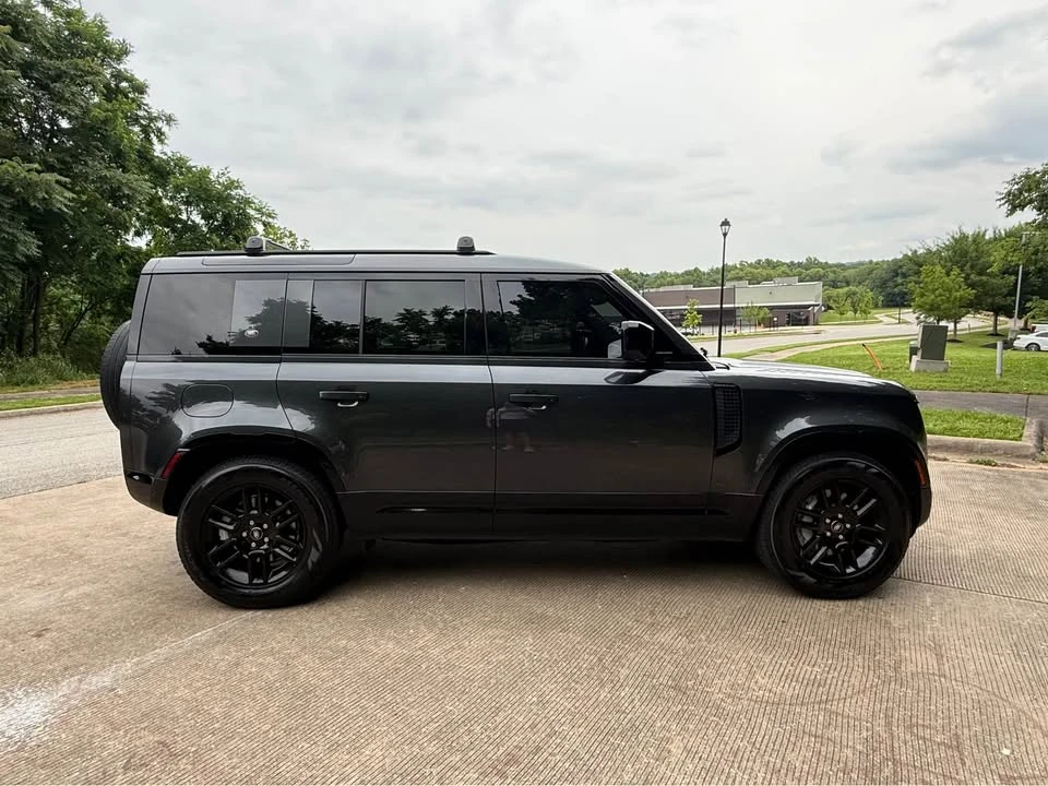 2024 Land Rover Defender L663 - Image 3 of 15