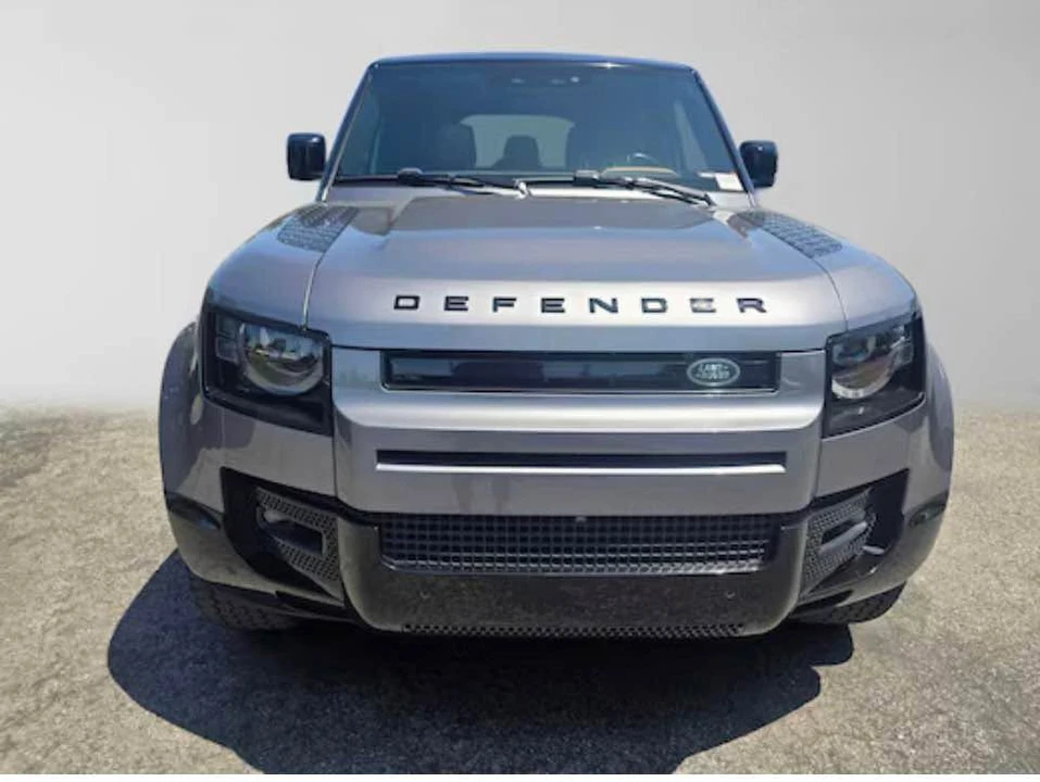 2024 Land Rover Defender L663 - Image 8 of 12