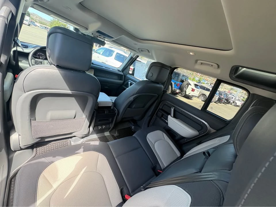 2024 Land Rover Defender L663 - Image 13 of 18