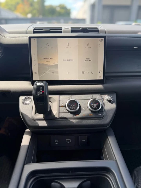 2024 Land Rover Defender L663 - Image 8 of 16