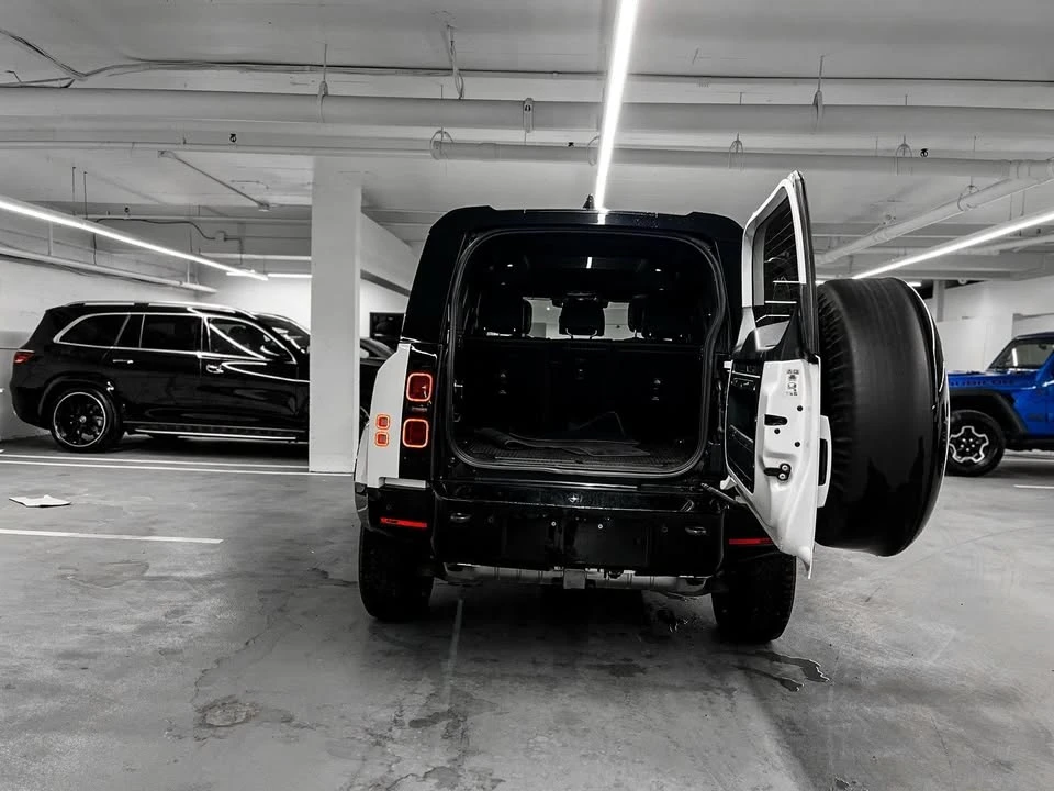 2024 Land Rover Defender L663 - Image 10 of 20