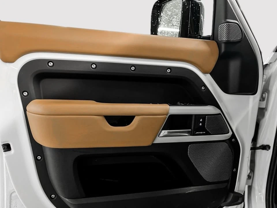 2024 Land Rover Defender L663 - Image 15 of 20