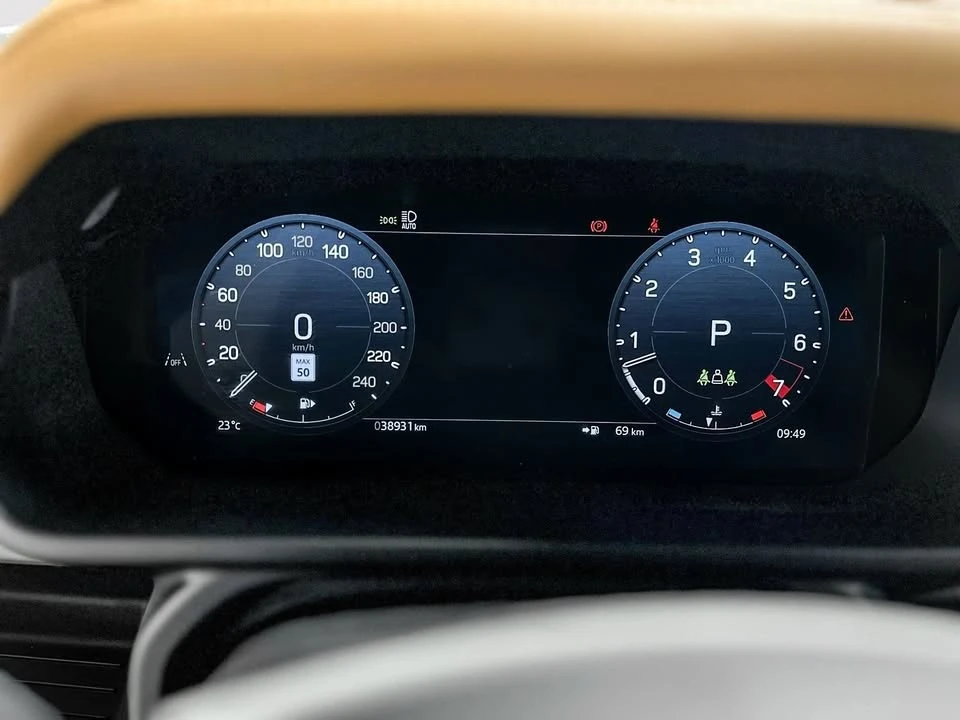 2024 Land Rover Defender L663 - Image 3 of 20