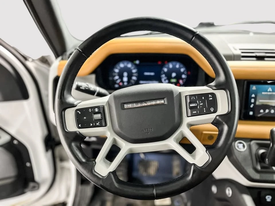 2024 Land Rover Defender L663 - Image 17 of 20
