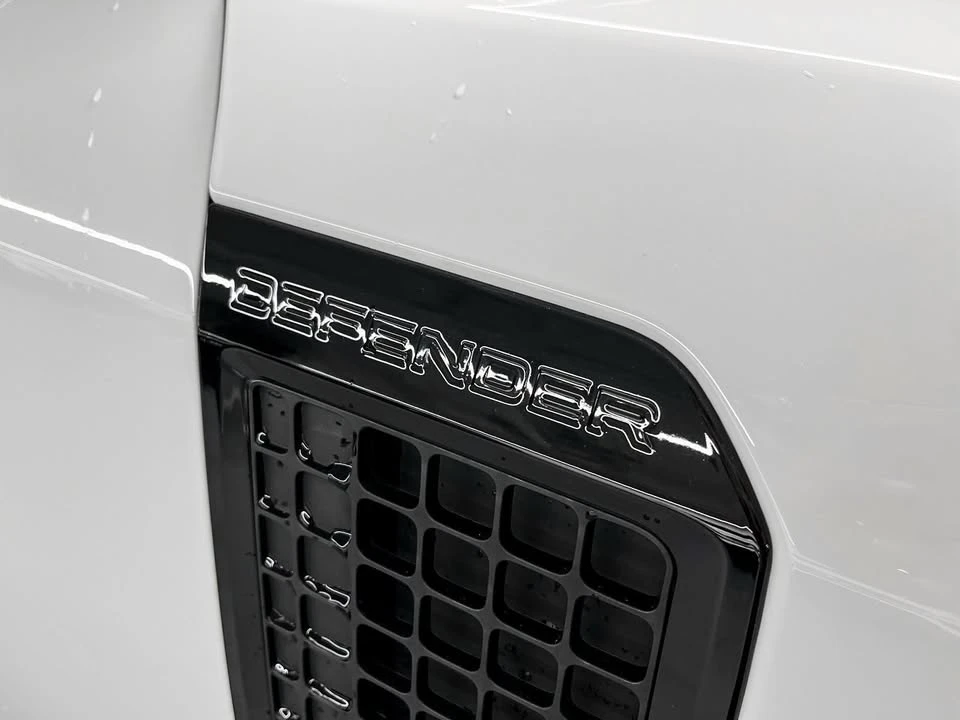 2024 Land Rover Defender L663 - Image 11 of 20