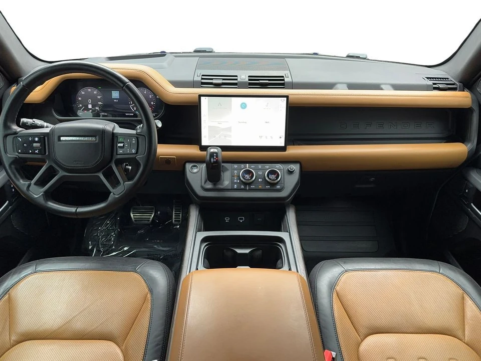 2024 Land Rover Defender L663 - Image 16 of 21