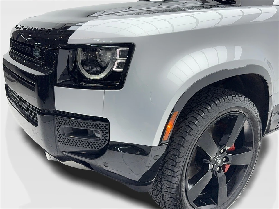 2024 Land Rover Defender L663 - Image 5 of 12