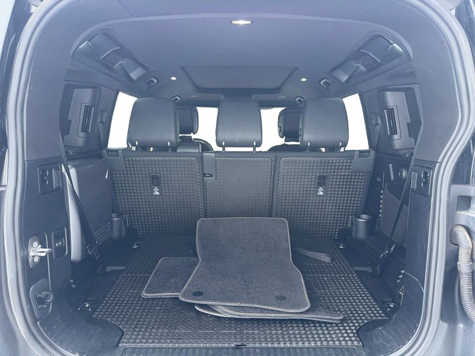 2024 Land Rover Defender L663 - Image 12 of 21
