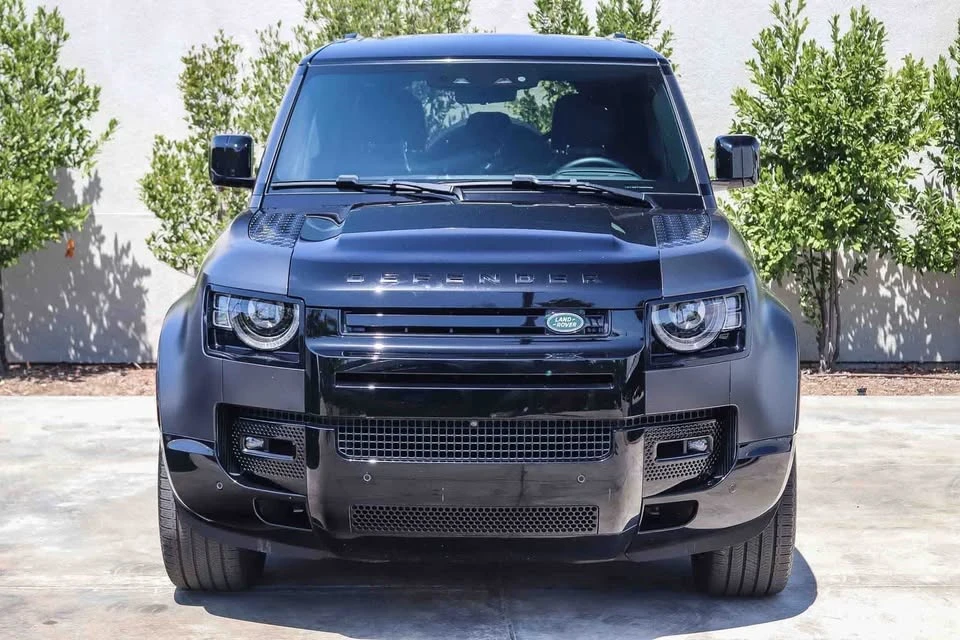 2024 Land Rover Defender L663 - Image 8 of 8