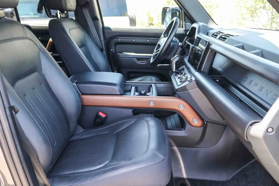 2024 Land Rover Defender L663 - Image 7 of 8