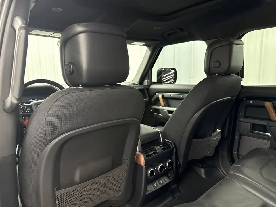 2024 Land Rover Defender L663 - Image 6 of 16