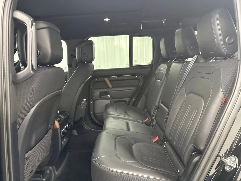 2024 Land Rover Defender L663 - Image 7 of 16