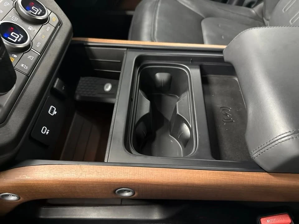 2024 Land Rover Defender L663 - Image 11 of 16