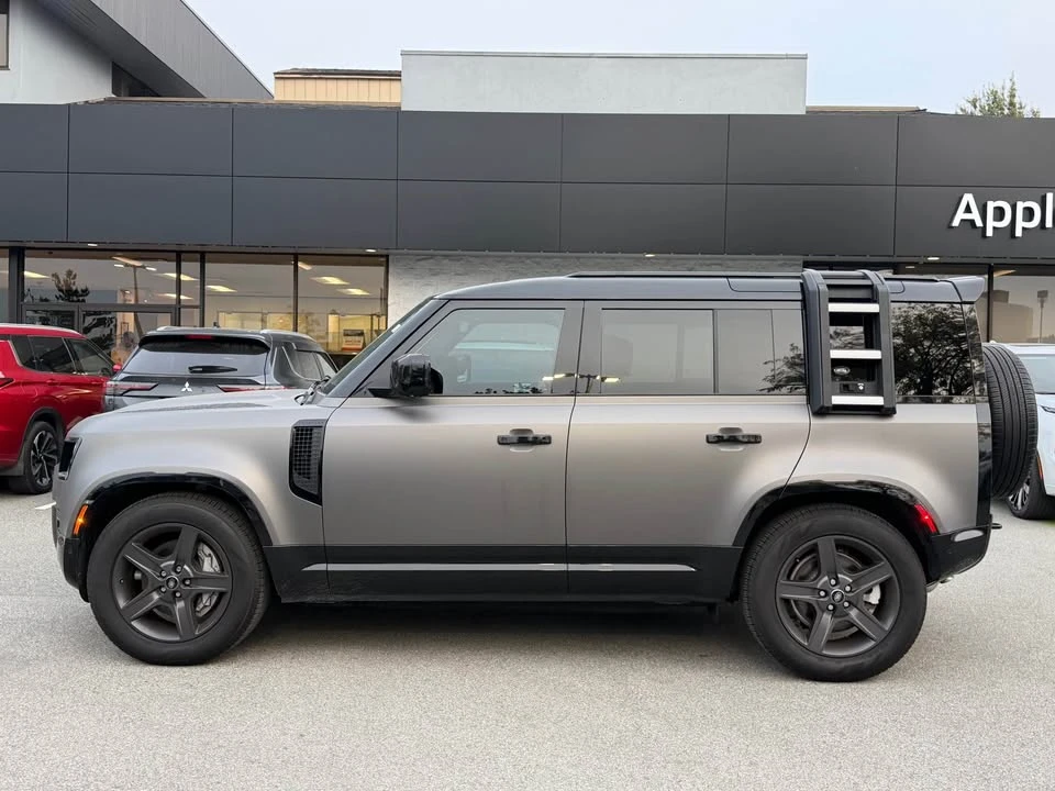 2024 Land Rover Defender L663 - Image 3 of 20