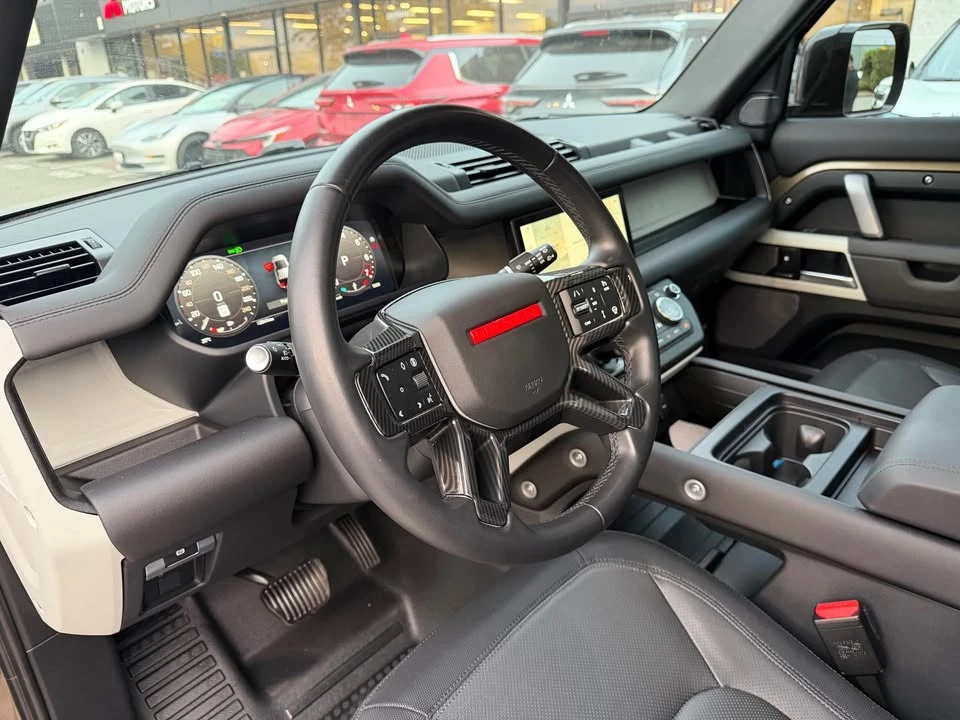 2024 Land Rover Defender L663 - Image 16 of 20