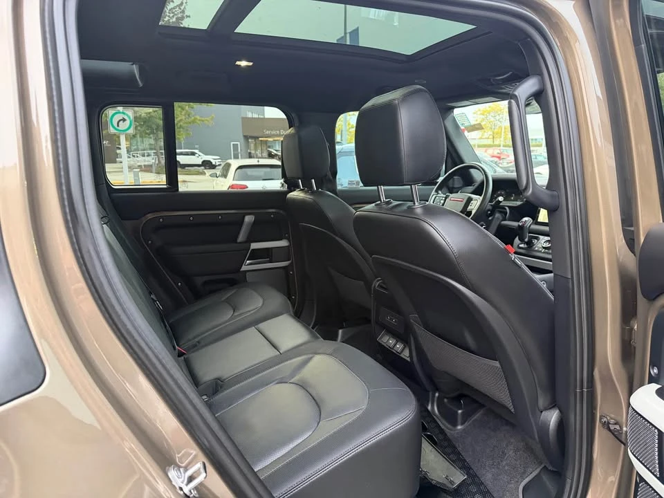 2024 Land Rover Defender L663 - Image 14 of 20