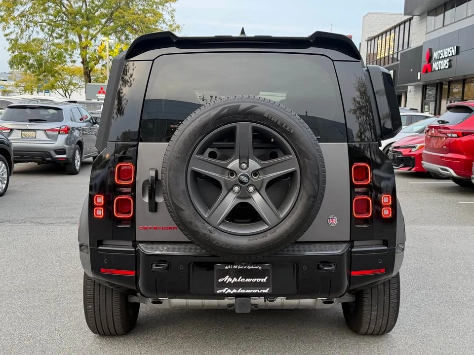2024 Land Rover Defender L663 - Image 5 of 20