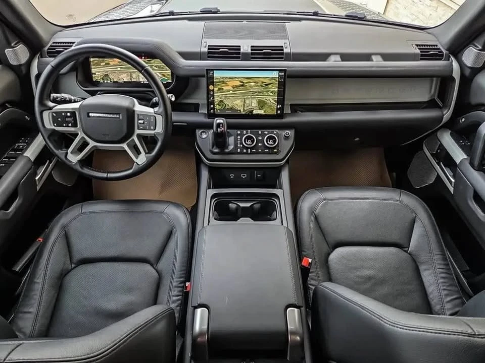 2024 Land Rover Defender L663 - Image 12 of 19