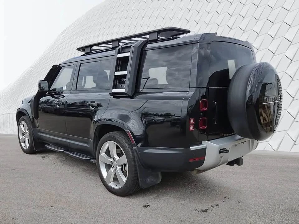 2024 Land Rover Defender L663 - Image 4 of 19