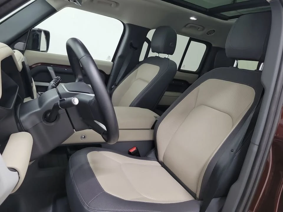 2024 Land Rover Defender L663 - Image 17 of 20