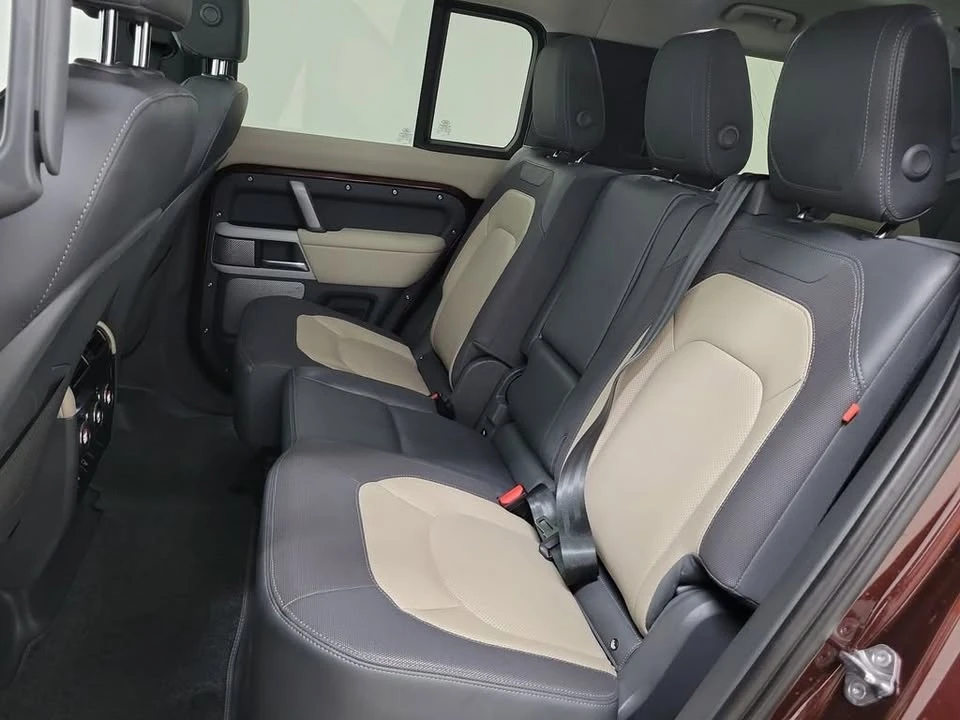 2024 Land Rover Defender L663 - Image 12 of 20