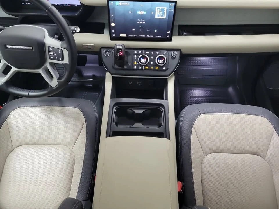 2024 Land Rover Defender L663 - Image 15 of 20