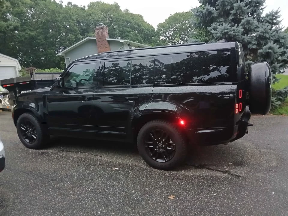 2024 Land Rover Defender 130 - Image 6 of 10