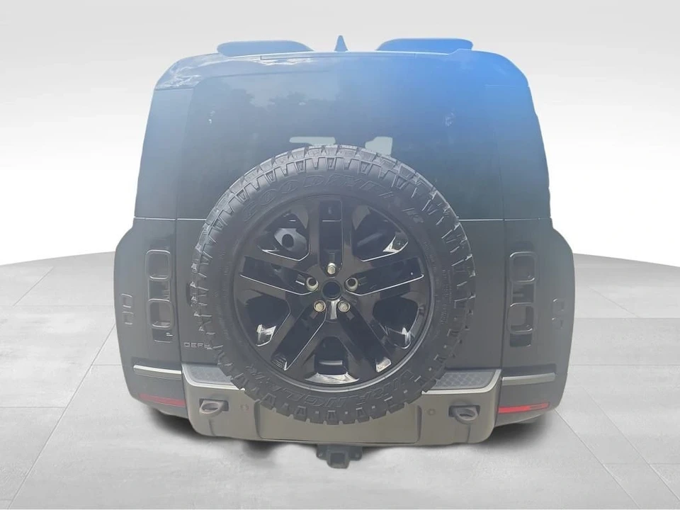 2024 Land Rover Defender L663 - Image 4 of 12
