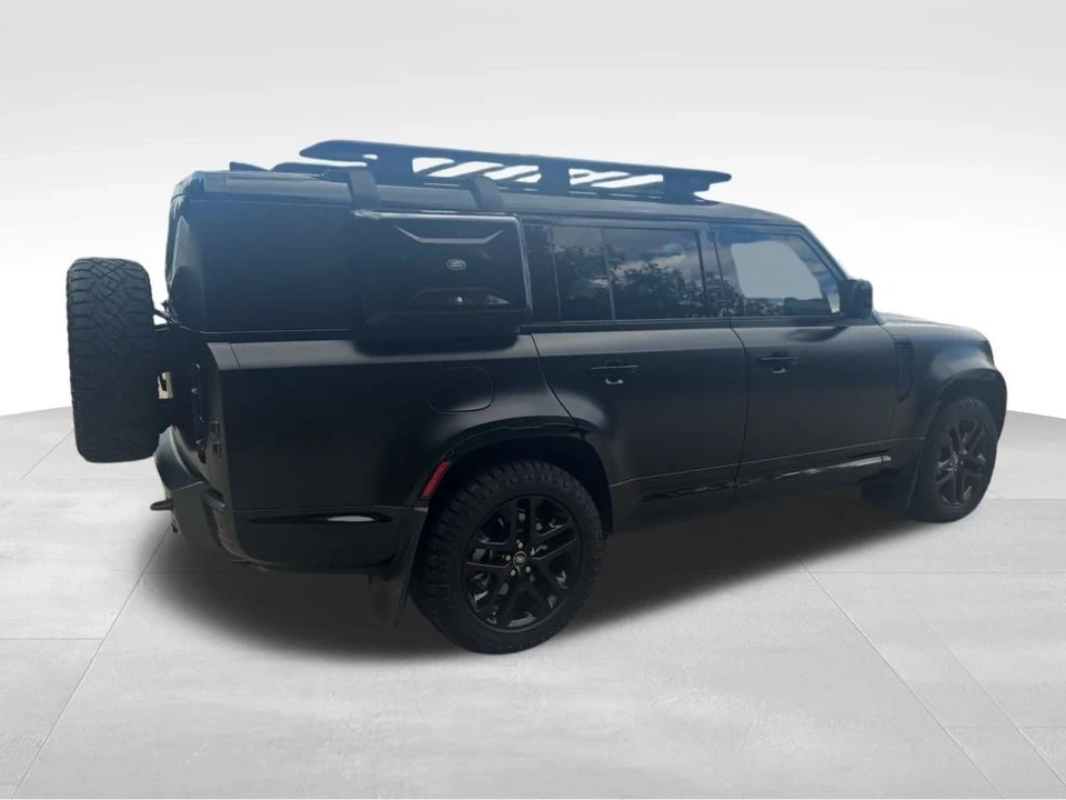 2024 Land Rover Defender L663 - Image 5 of 12