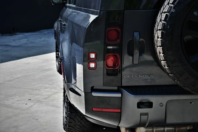 2024 Land Rover Defender L663 - Image 7 of 20