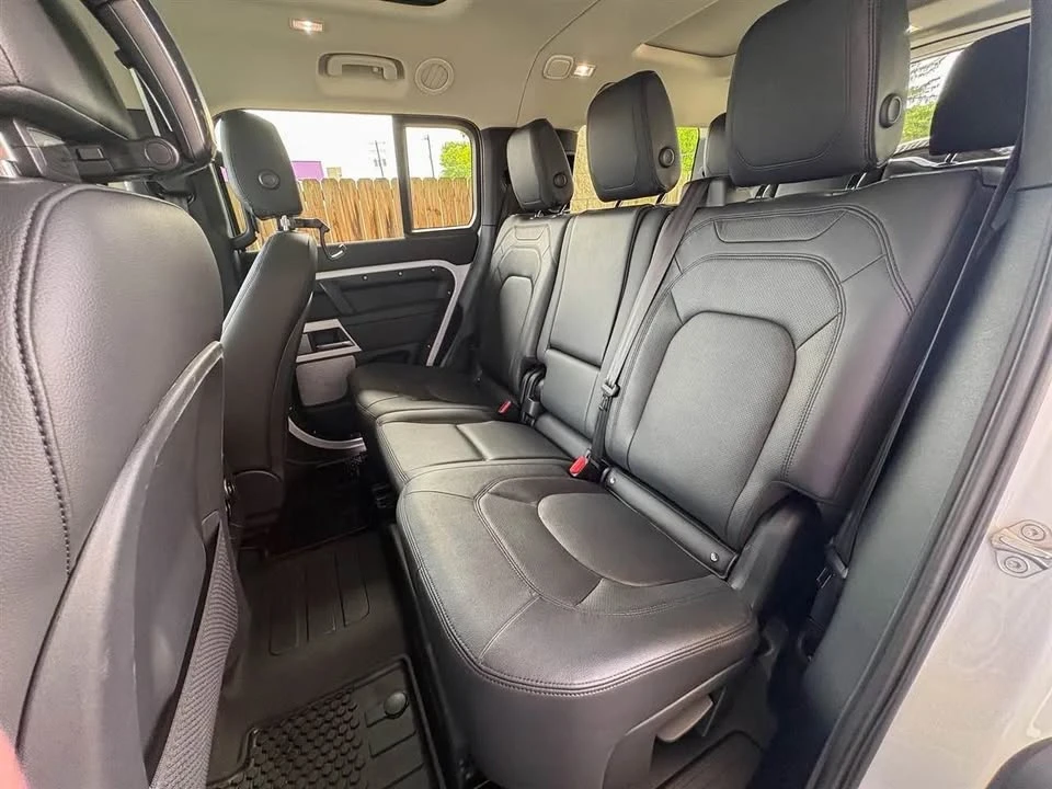 2024 Land Rover Defender L663 - Image 18 of 20
