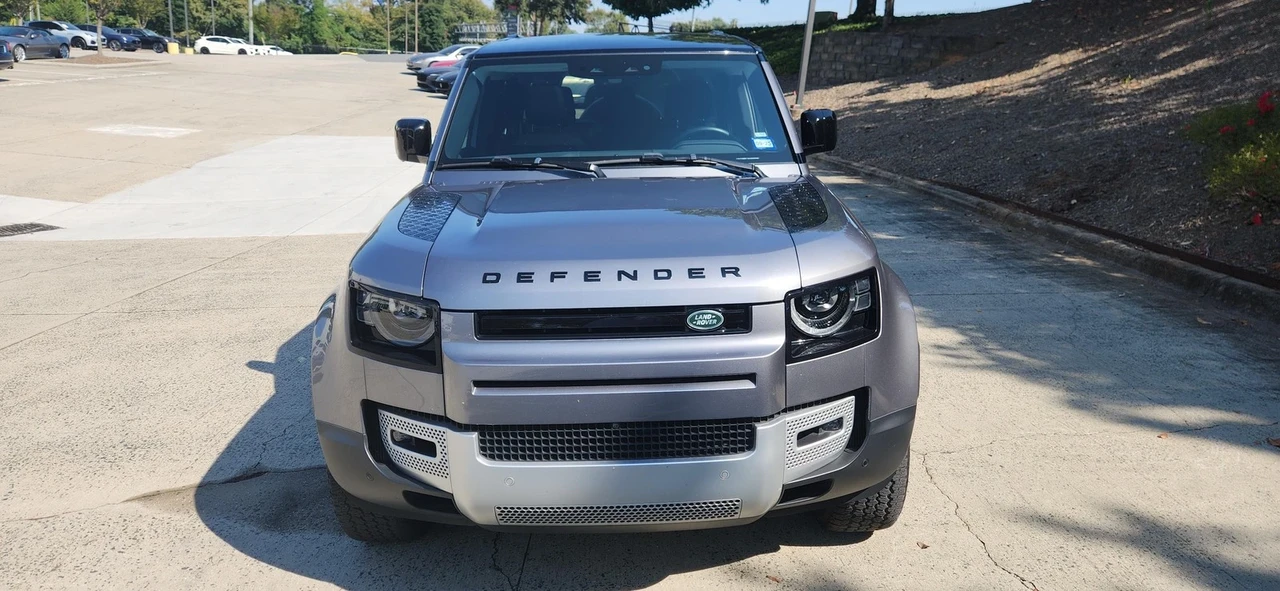 2024 Land Rover Defender L663 - Image 19 of 21