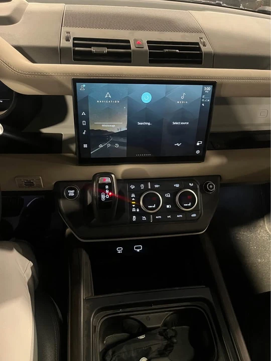 2024 Land Rover Defender L663 - Image 9 of 17