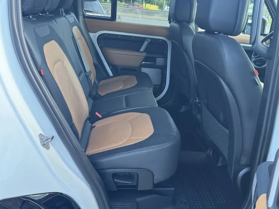 2024 Land Rover Defender L663 - Image 19 of 20