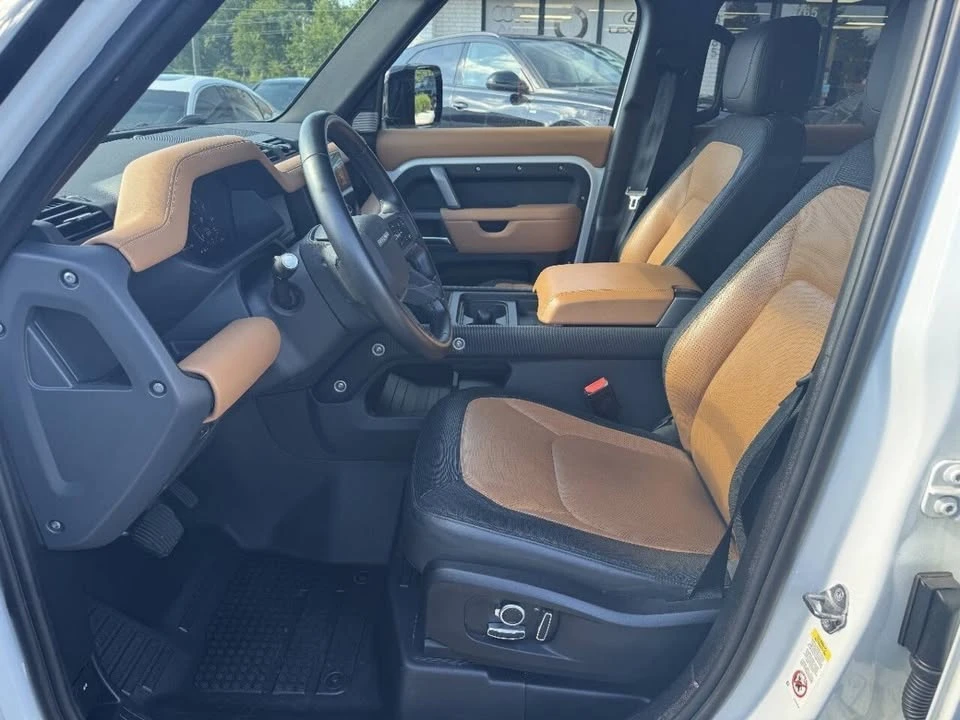 2024 Land Rover Defender L663 - Image 9 of 20