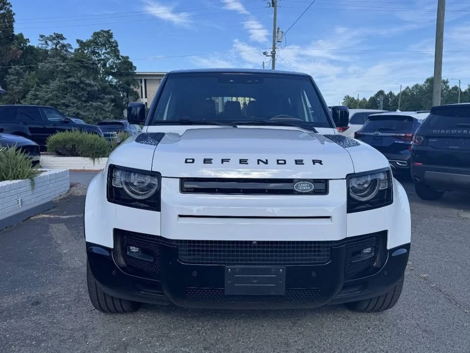 2024 Land Rover Defender L663 - Image 17 of 20