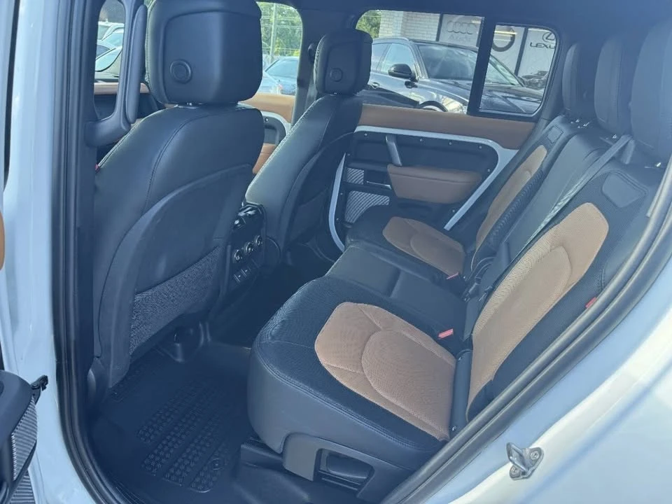 2024 Land Rover Defender L663 - Image 13 of 20