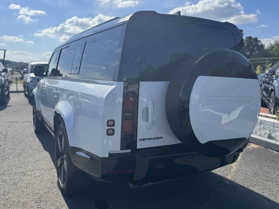 2024 Land Rover Defender L663 - Image 6 of 20