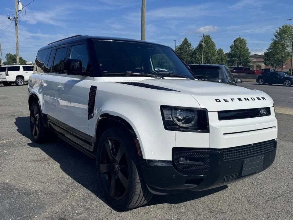2024 Land Rover Defender L663 - Image 3 of 20