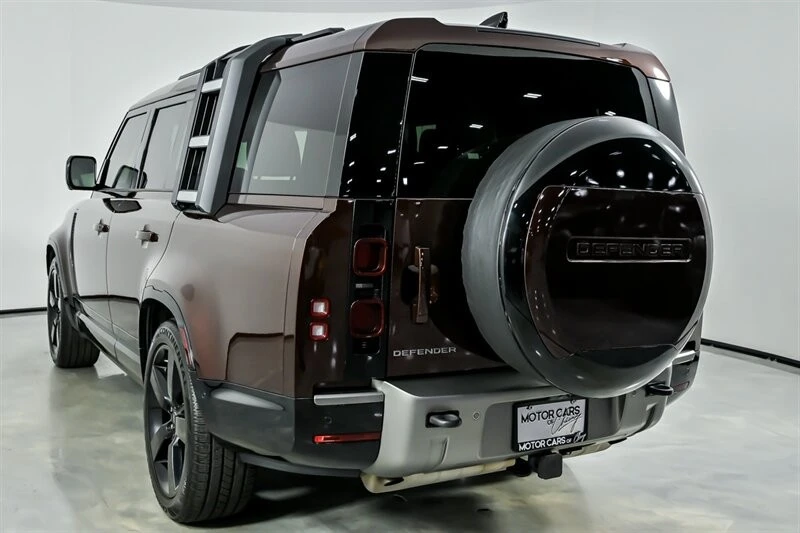 2024 Land Rover Defender L663 - Image 10 of 21