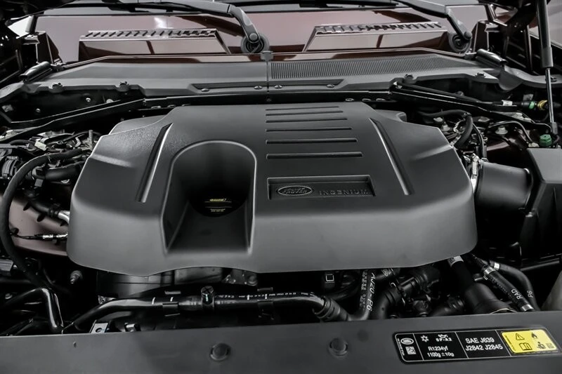 2024 Land Rover Defender L663 - Image 17 of 21