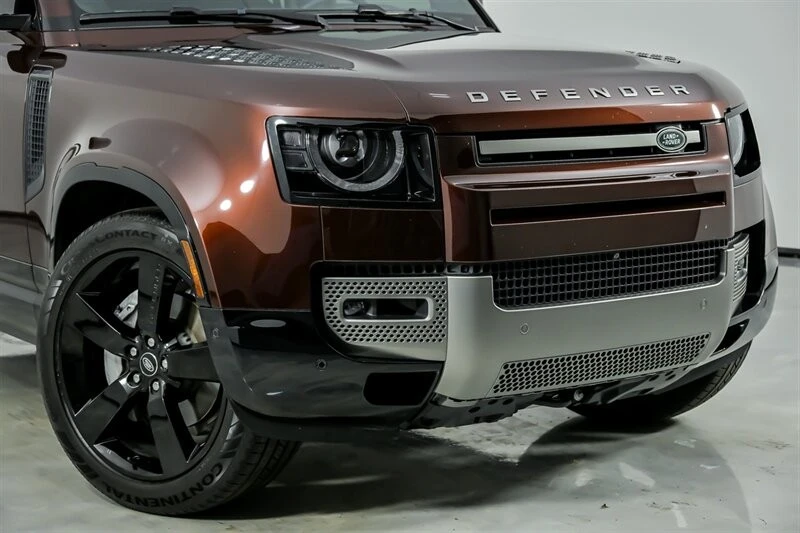 2024 Land Rover Defender L663 - Image 3 of 21