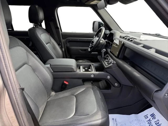 2024 Land Rover Defender L663 - Image 17 of 25