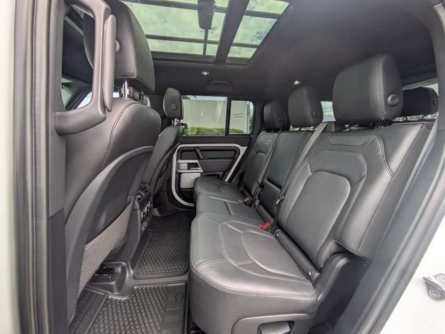 2024 Land Rover Defender L663 - Image 11 of 18