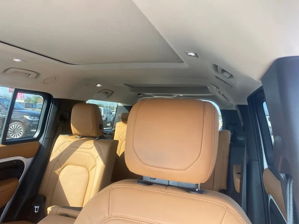 2024 Land Rover Defender L663 - Image 4 of 4