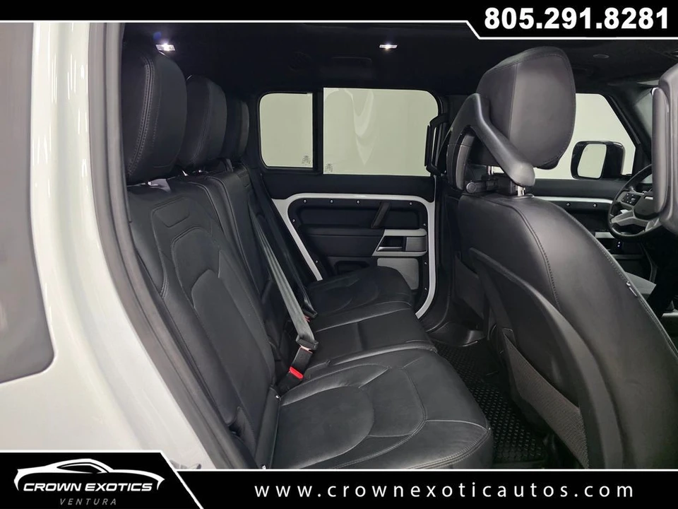 2024 Land Rover Defender L663 - Image 18 of 31