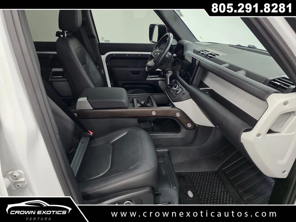 2024 Land Rover Defender L663 - Image 14 of 31