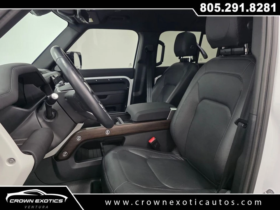 2024 Land Rover Defender L663 - Image 26 of 31
